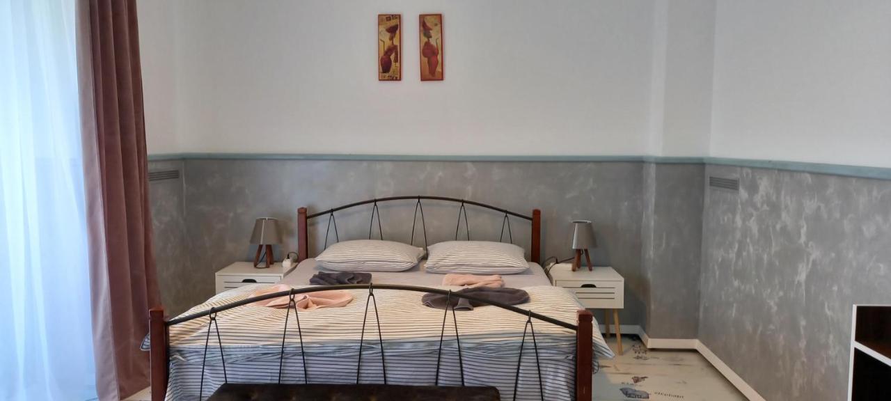 Casa Lui Marc Villa Orsova Luaran gambar